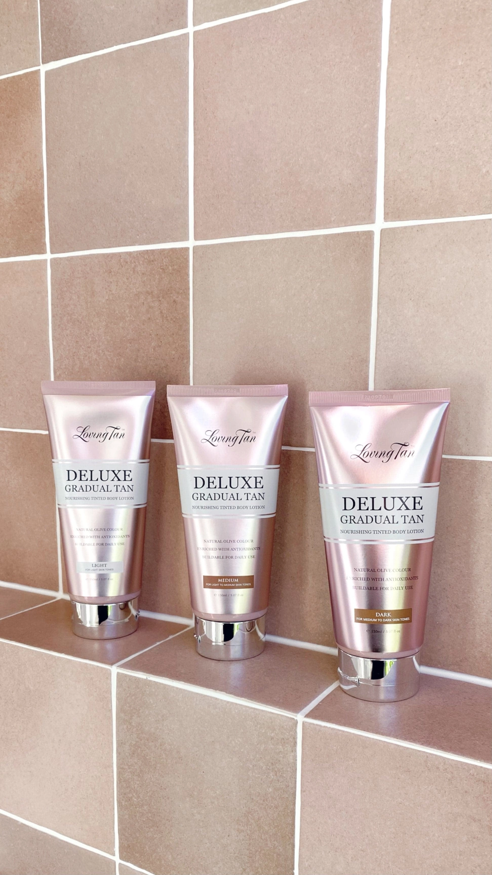 Loving Tan Deluxe Gradual Tan - Medium