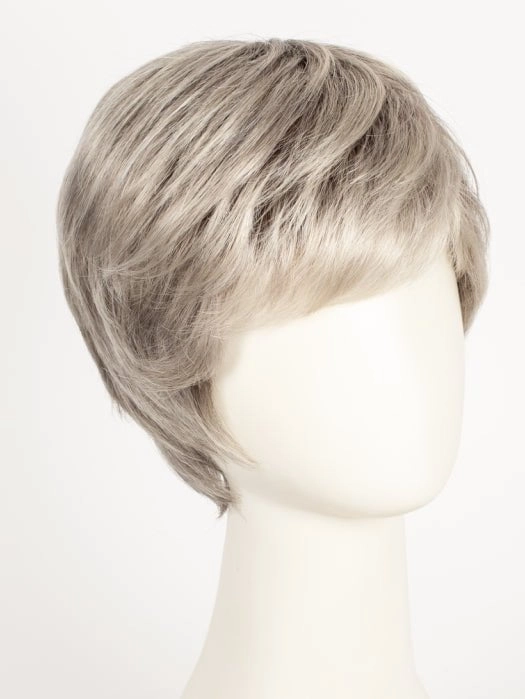 Risk Comfort | Short Synthetic Lace Front Wig