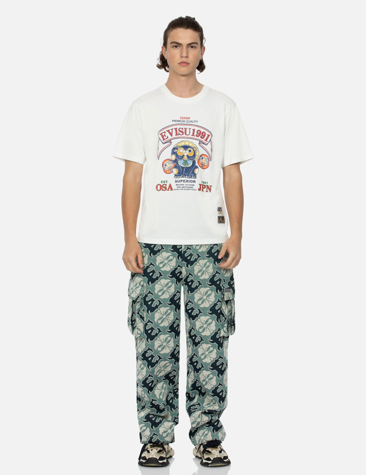 Tanuki and Daruma Print Regular Fit T-Shirt